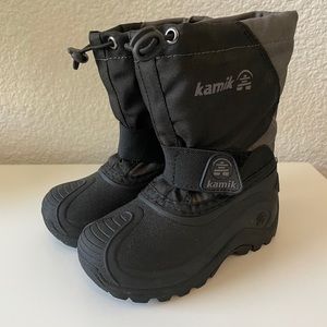 Snow Boots